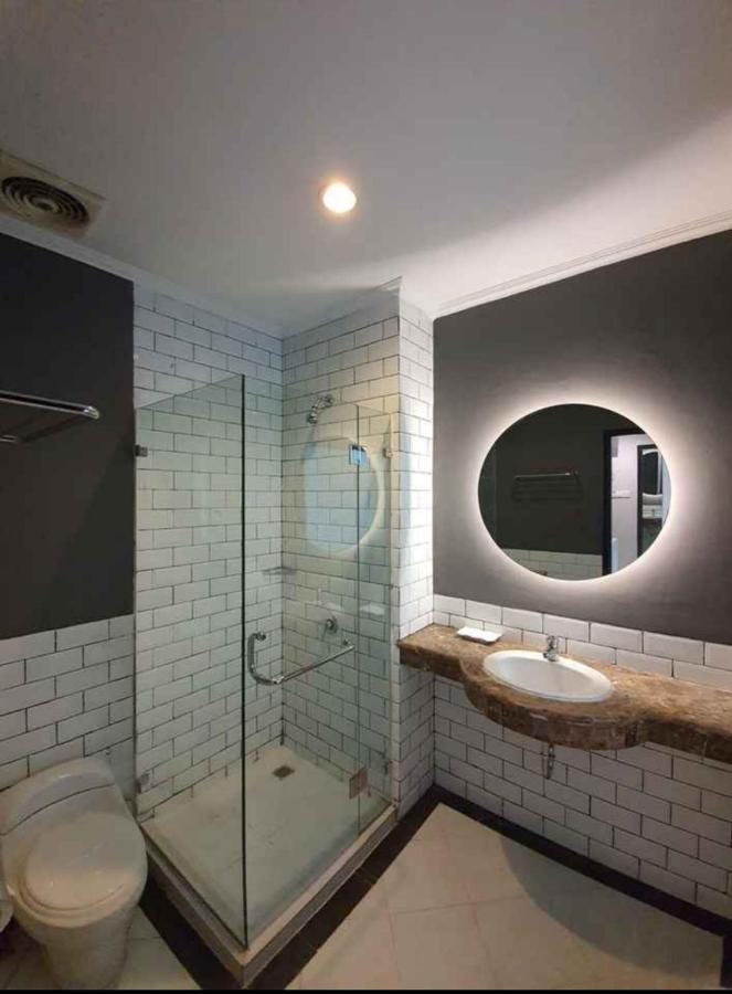 Luminor Hotel Palembang By Wh Free Massage 10 Minutes Εξωτερικό φωτογραφία